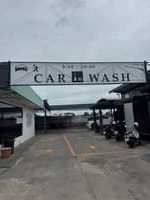 car in wash 