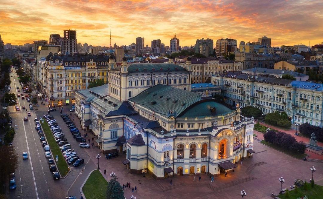 Послуги косметологів дерматологів