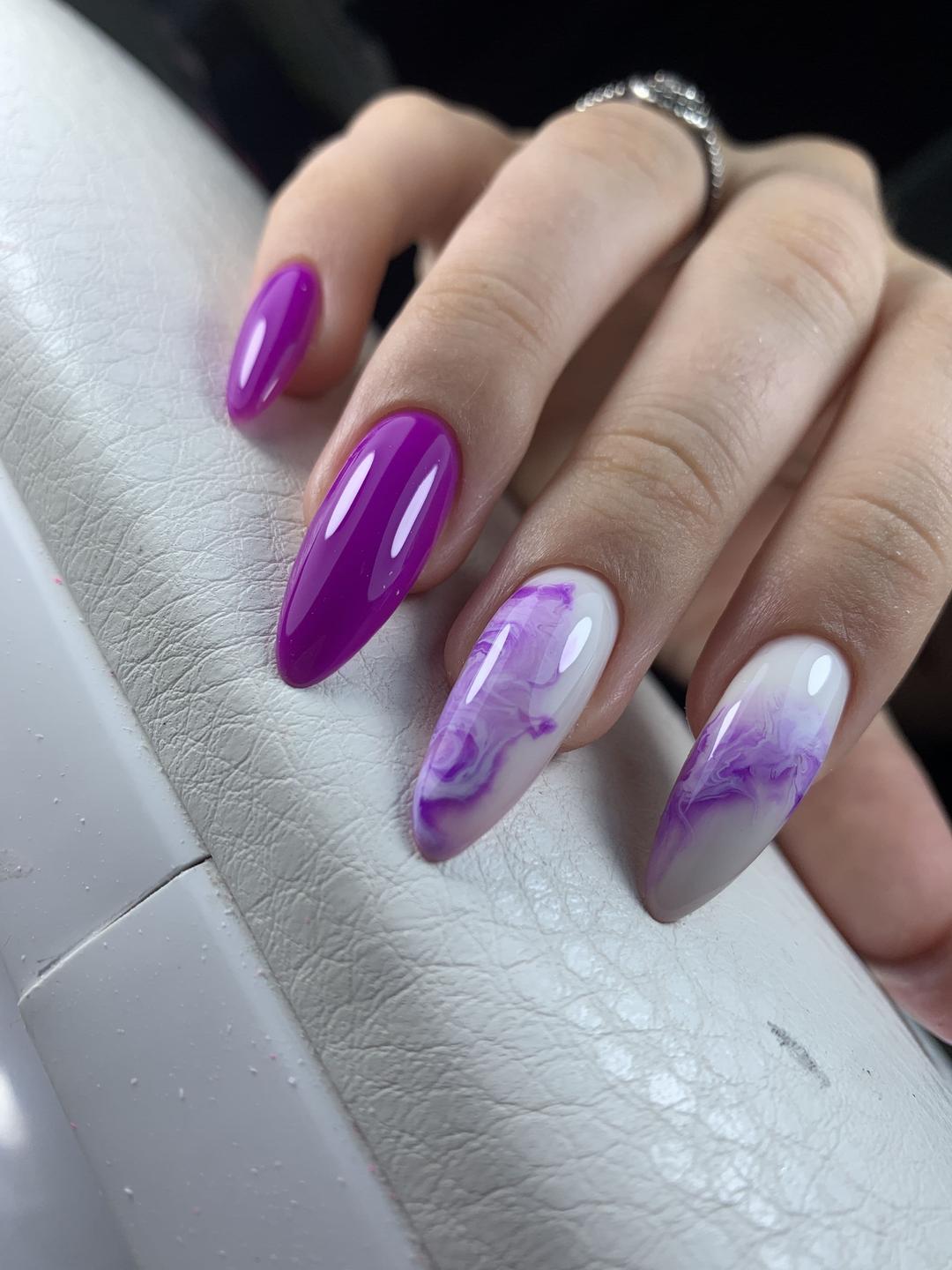 Modern nail studio in Pattaya offering professional manicure, pedicure, gel polish, and nail extensions. We combine high hygiene standards, quality products, and a relaxing atmosphere to give you perfect nails every time. Ideal for tourists and expats looking for stylish and long-lasting results. 