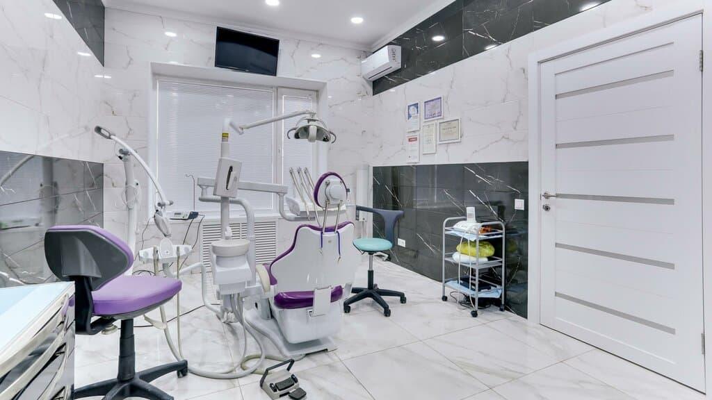 Modern Dental Clinic in Pattaya

Our clinic provides high-quality dental care using advanced technology and international standards. We specialize in cosmetic dentistry, dental implants, orthodontics, and full oral health treatments for both local residents and international patients.

Our experienced team focuses on safe, painless procedures and personalized care. We offer teeth whitening, veneers, crowns, bridges, and same-day treatments in a comfortable and friendly environment.

We are a tourist-friendly clinic with English and Russian-speaking staff, ensuring clear communication and a stress-free experience.

Affordable prices, modern equipment, and a commitment to perfect results — your healthy and confident smile starts here.