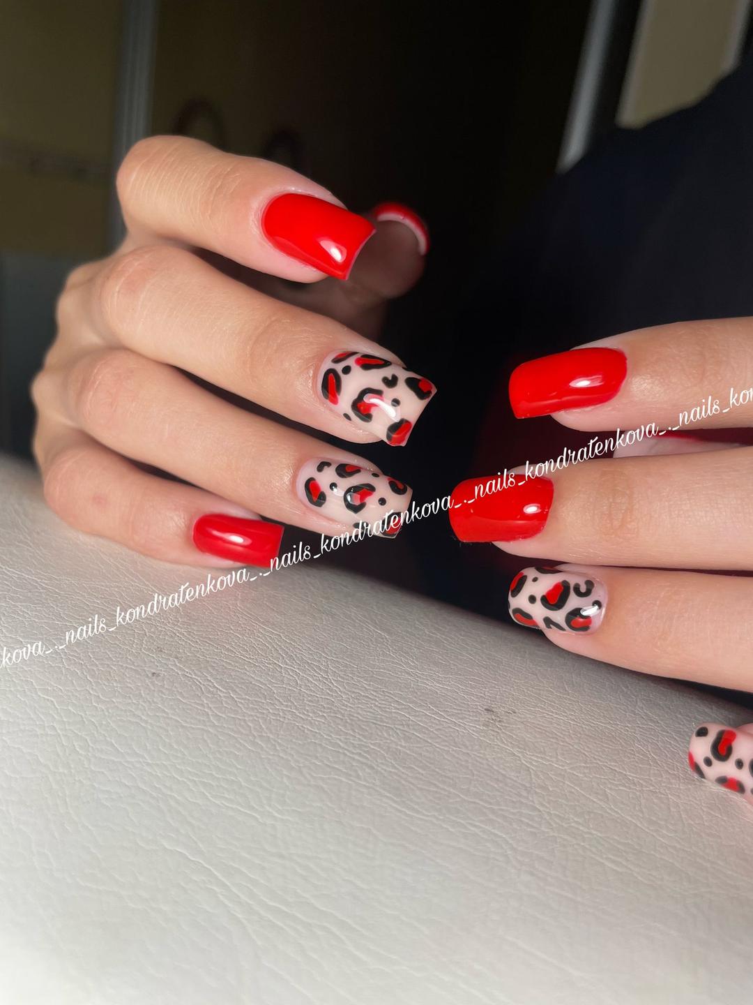 Всім привіт)🥰
Мене звати Альона, і я майстер манікюру 💅🏻
Хочу запросити Вас до себе на процедуру, для поповнення портфоліо та напрацювання клієнтської бази 🌸
Працюю на дому, 5-10 хвилин від станції метро Тракторний завод Ⓜ️
Гарантую якісний та безпечний манікюр, та комфортно проведений час ☺️
Мій інстаграм: kondratenkova_._nails_
Чекаю саме на тебе 🌹
