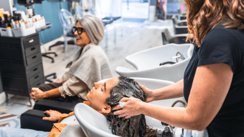 Сұлулық салонында клиенттерге онлайн тапсырыс беру