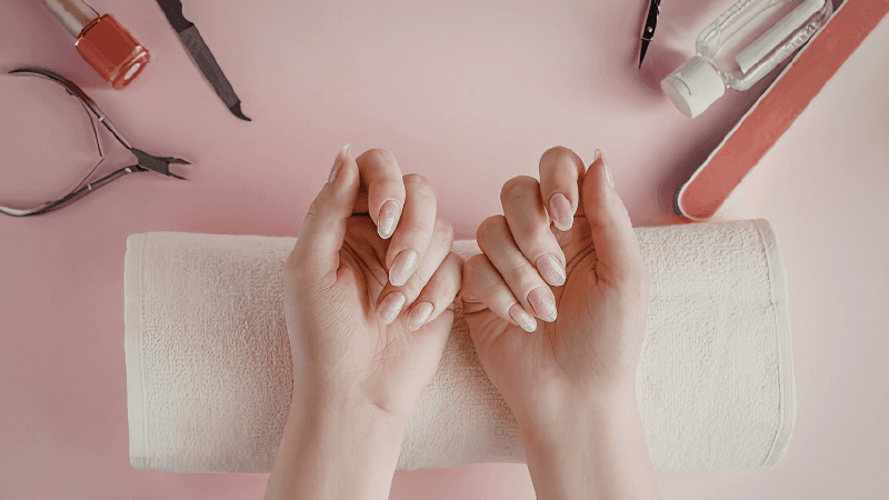 Тырнақ процедуралары арасында үйде тырнақ күтімі