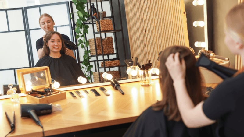 Сұлулық салонында клиенттерді қалай ұстап тұруға болады